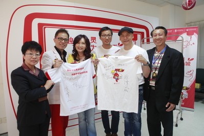 隨著越來越多社會明星及獻(xiàn)血達(dá)人的加入，相信無償獻(xiàn)血人群數(shù)量將有新的突破