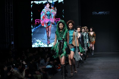 NOVOMANIA 2012于去年3月在上海世博展覽館舉行，展場(chǎng)總面積達(dá)25,000平方米，吸引了來自13個(gè)國(guó)家的117家參展商和13,000名專業(yè)觀眾