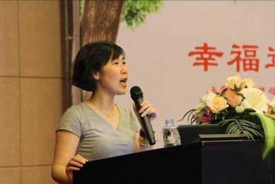 杭州市知名育嬰專家，青蘭小學(xué)校長婁屹蘭老師現(xiàn)場分享